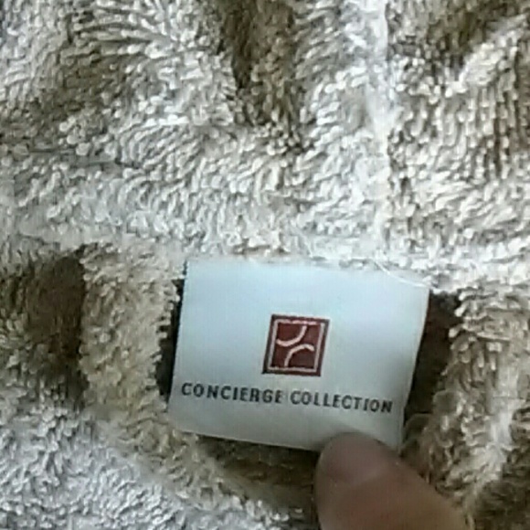 CONCIERGE COLLECTION Robe - Picture 3 of 3
